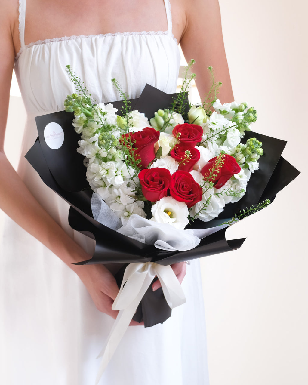 Only You | Red Rose & Matthiola Bouquet