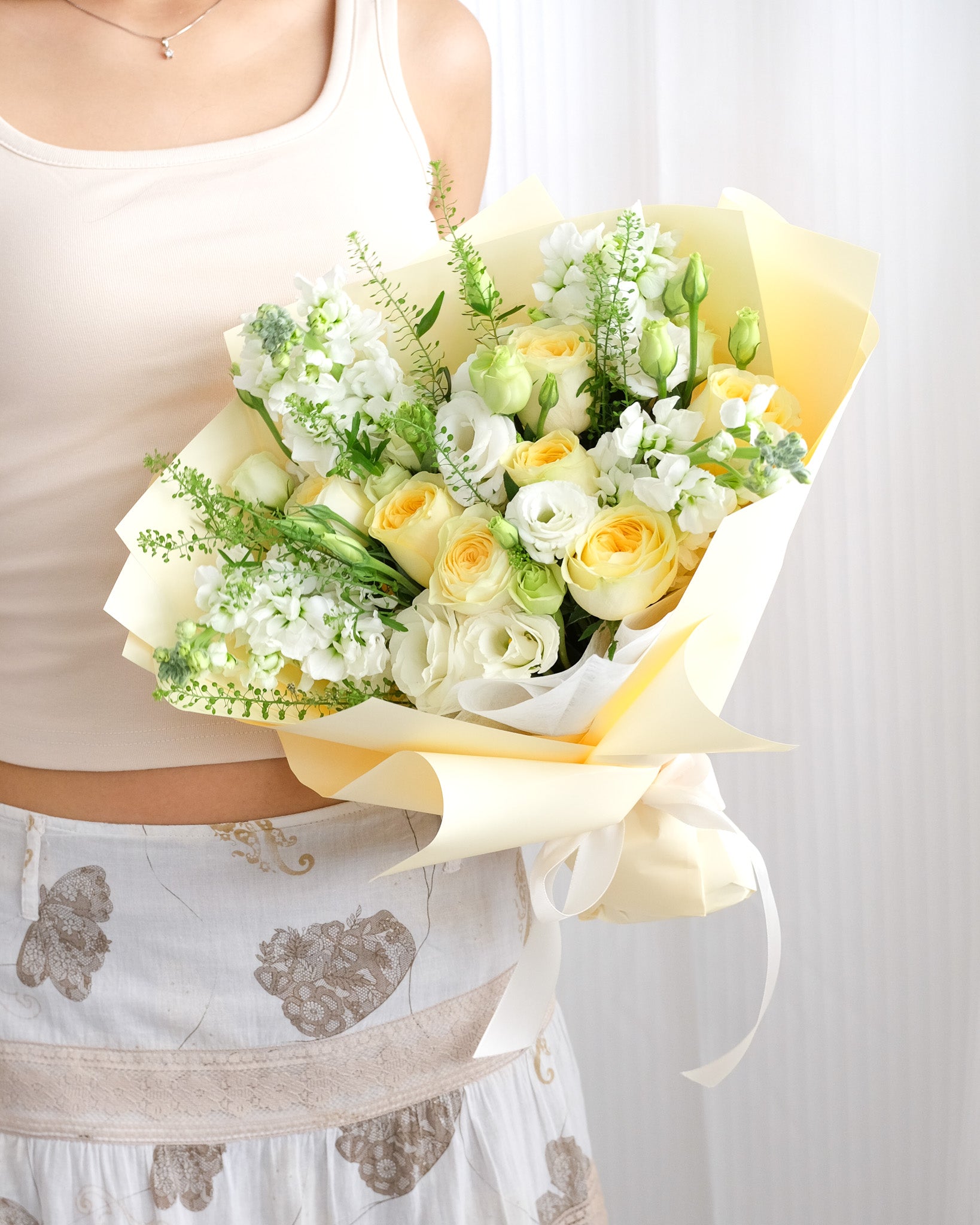 Sunshine | Yellow Rose & Matthiola Bouquet