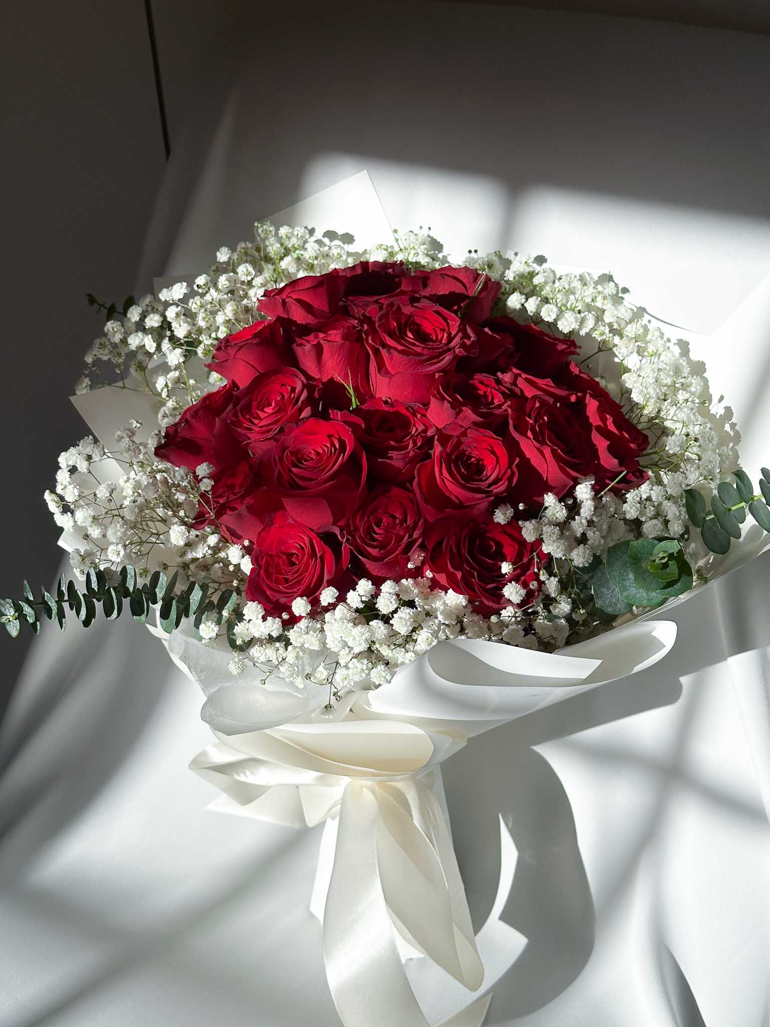 Romance | Red Rose & Baby's Breath Bouquet