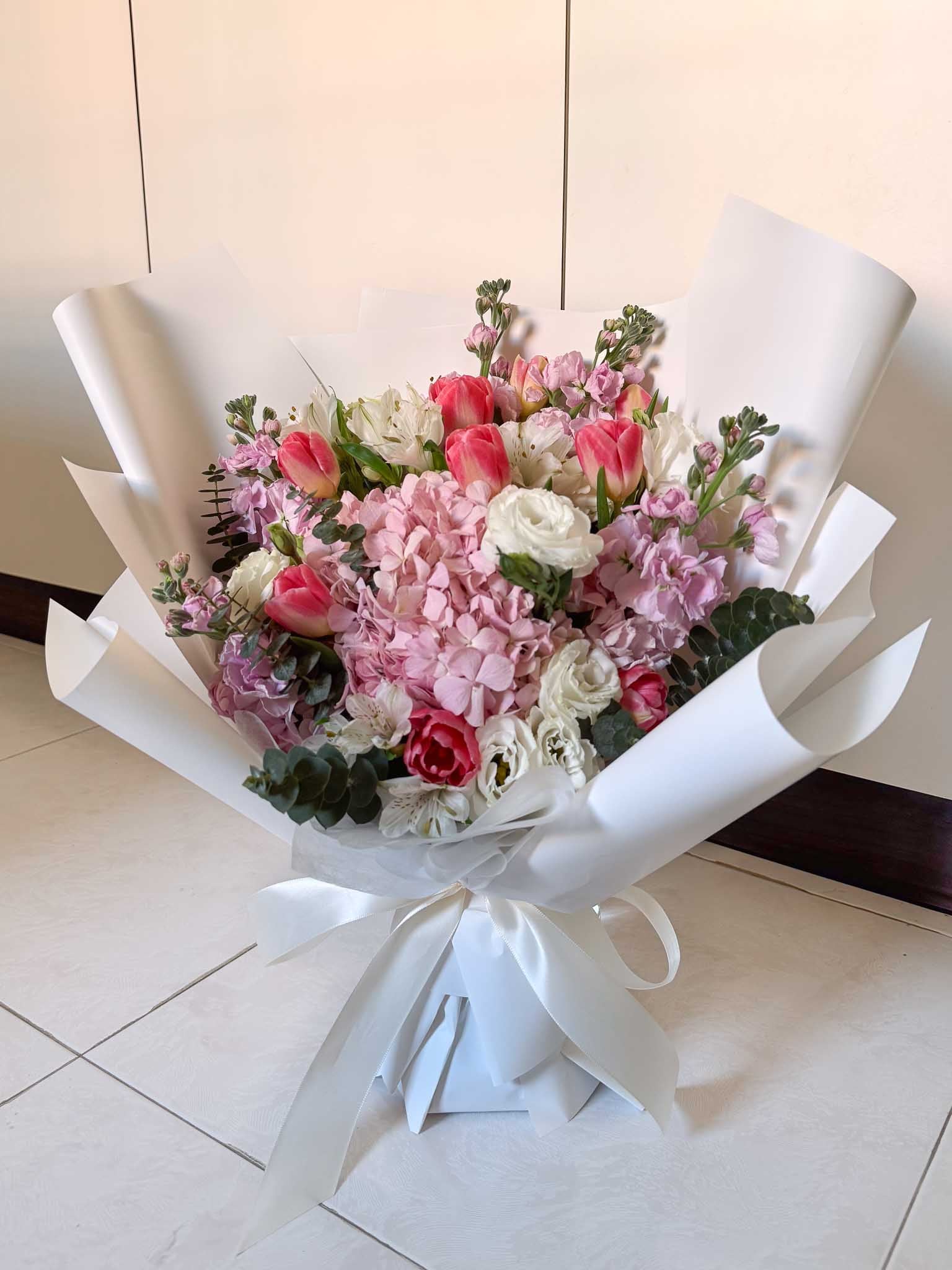 Sweet Promise | XL Pink Tulip & Hydrangea Bouquet