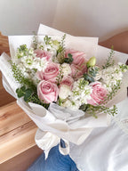 Sweetheart | Light Pink Rose & Matthiola Bouquet